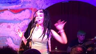 Hands Off Gretel “Be Mine” live at Shacklewell Arms, London 05/07/2019