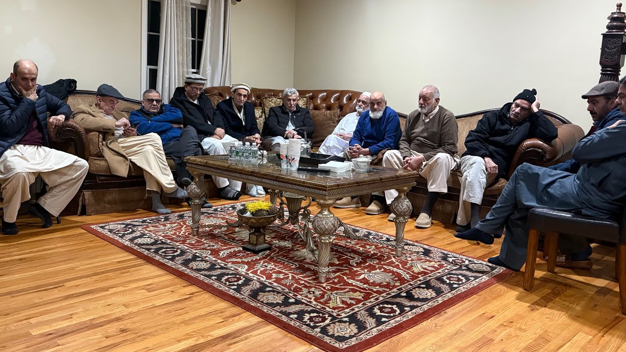 ظفراللہ کے گھر پر فاتح خوانی  کے لیے عوام کی آمد People coming Zafarullah's house for Fateha part-2