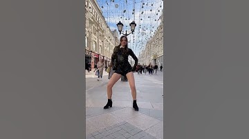 Thumbnail of JISOO 💞 BLACKPINK - DDU DU DDU DU #kpop #blackpink #ddududdudu #kpopinpublic #shorts
