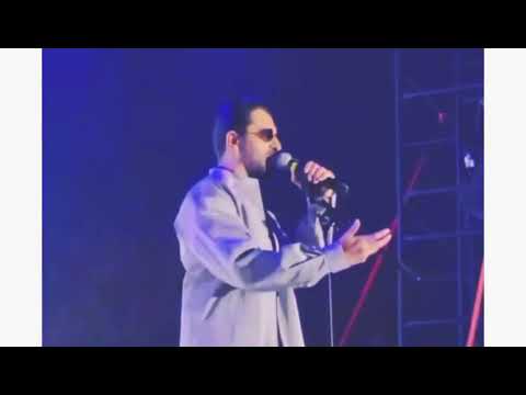 Moye Moye  song   Ayushmann Khurrana sing  Reels  Memes  Concert  song