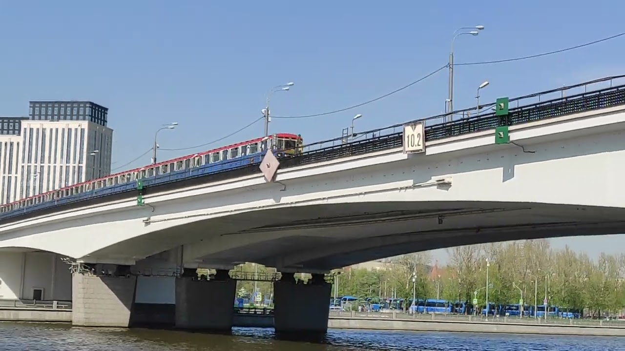 🌱☀️ Весенний солнечный Нагатинский метромост
