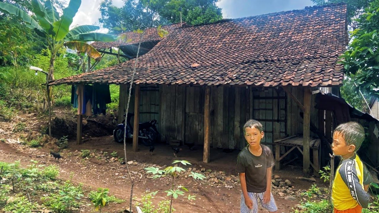 Rumah Sendirian Di Desa Terpencil Pedalaman Kabupaten Kendal Jawa Tengah 