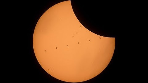 Total Solar Eclipse 2017 - International Space Station transits the Sun