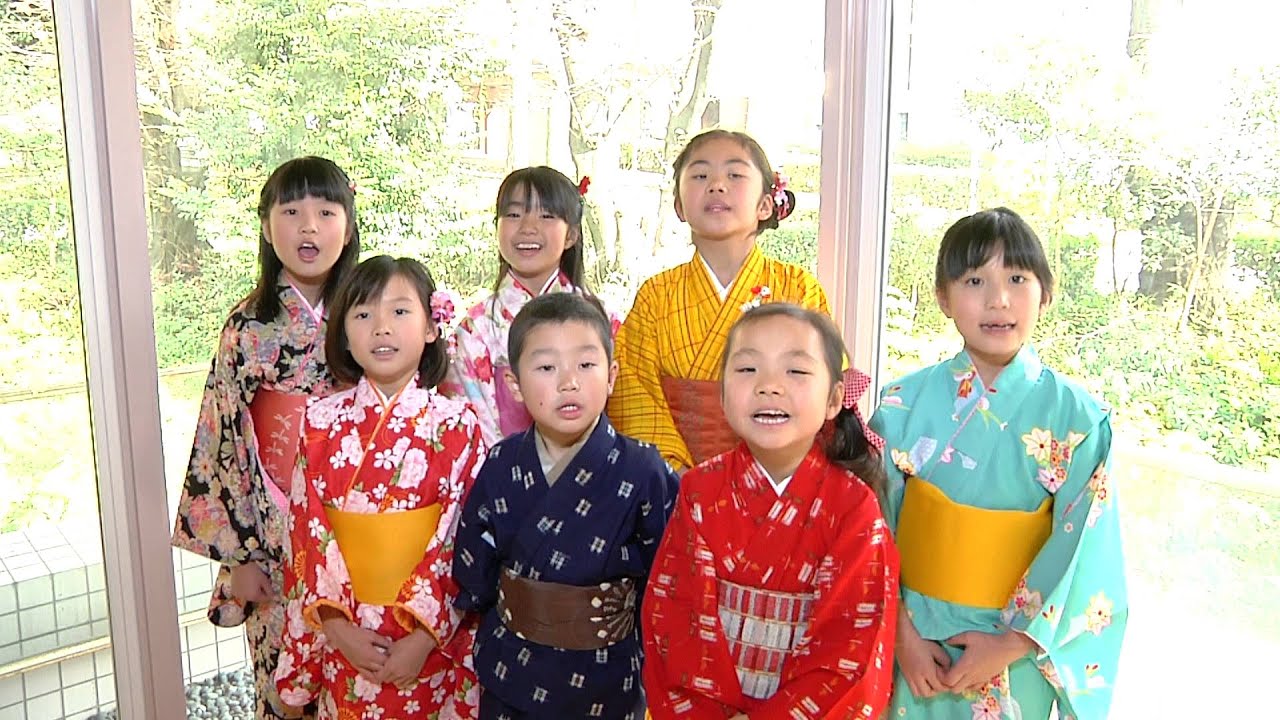 案山子 日本の歌はおもしろい