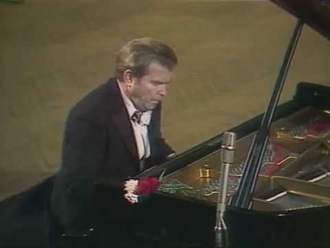 Gilels - Bach Siloti - Prelude  in B minor.