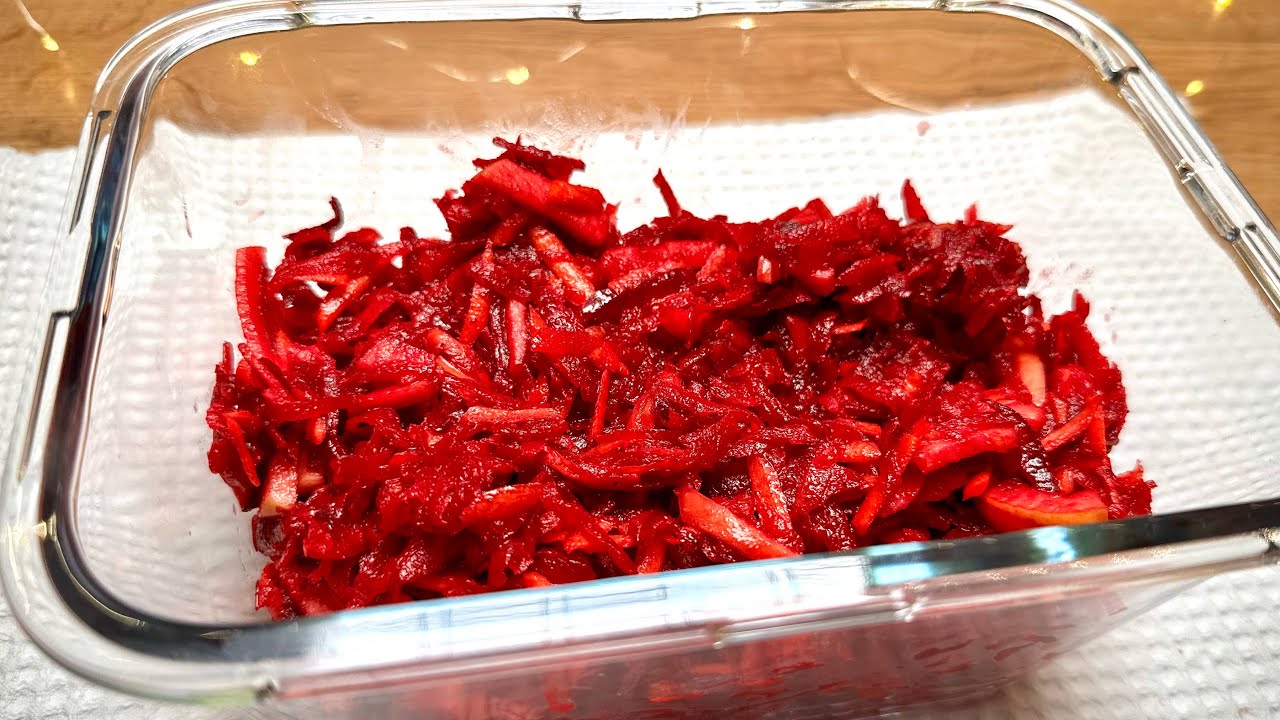 Osvežavajuća vitaminska salata – Beet–Carrot–Apple Salad with Mustard Lemon Dressing!