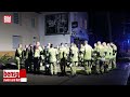 Schwerer Crash in Köln: Fünf Männer verunglücken mit Fiat an Pizzeria – Polizei prüft Autorennen