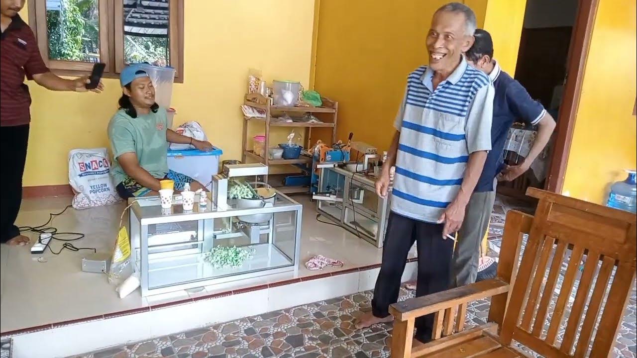 Ide bisnis popcorn pak Sudiyono langsung beli mesin popcorn ke kebumen