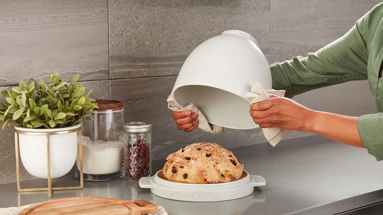 VIDEO: KitchenAid Artisan Bread Bowl with Baking Lid - Product