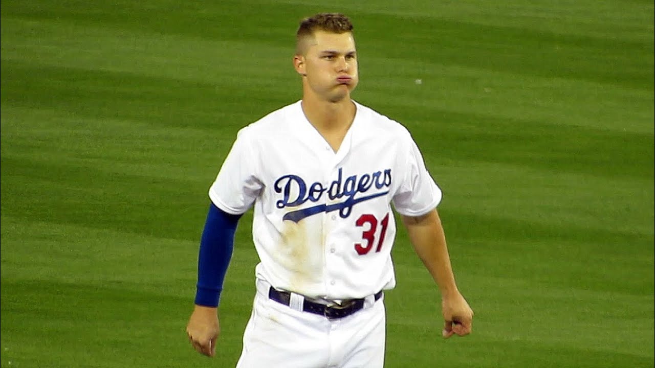 Joc Pederson successfully slides under the tag and calls himself safe :  r/baseball