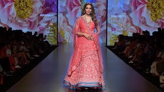 Bipasha Basu Walks For Karishma Deepa Sondhi | Fall/Winter 2018/19 | Amazon India Fashion Week