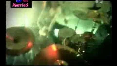 Pandangan Pertama ~ SLANK feat Nirina