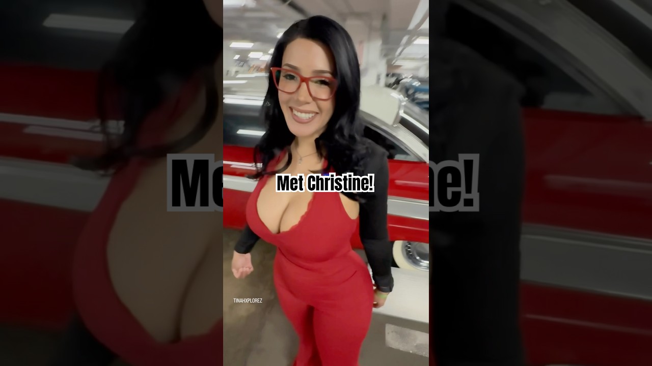 What’s your favorite scary movie… involving a car? 😂 #johncarpenter #horror #carsofinstagram