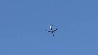 United Airlines Flight 1628 On Initial Approach to Newark Airport by Andrew’s Station 22 views 2 months ago 22 seconds