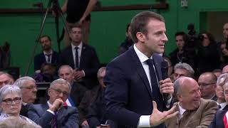 Le grand débat : Emmanuel Macron défend à nouveau la suppression de l'ISF