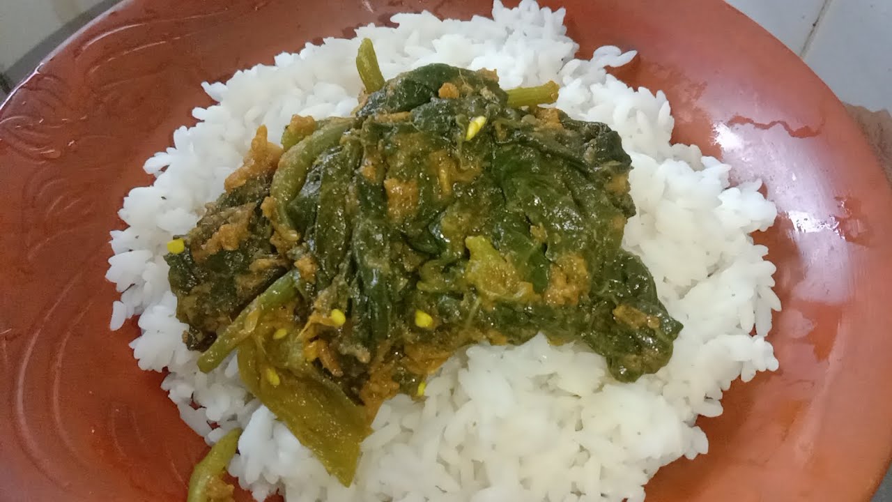 ছোট চিংড়ি লাউ শাক হাতে মেখে রান্না করলাম আজকে ছোট চিংড়ি লাউ শাকের মজাদার রেসিপি 