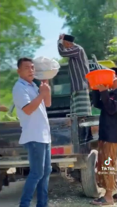 momen pernikahan Anas fikry dan Novitasari