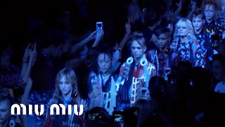 Miu Miu Croisière 2016 Fashion Show