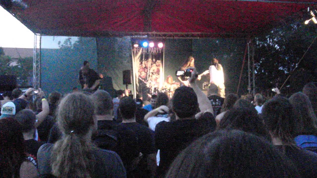 Rompeprop - Dislocated Purple Stoma live @ Fekal Party 2012