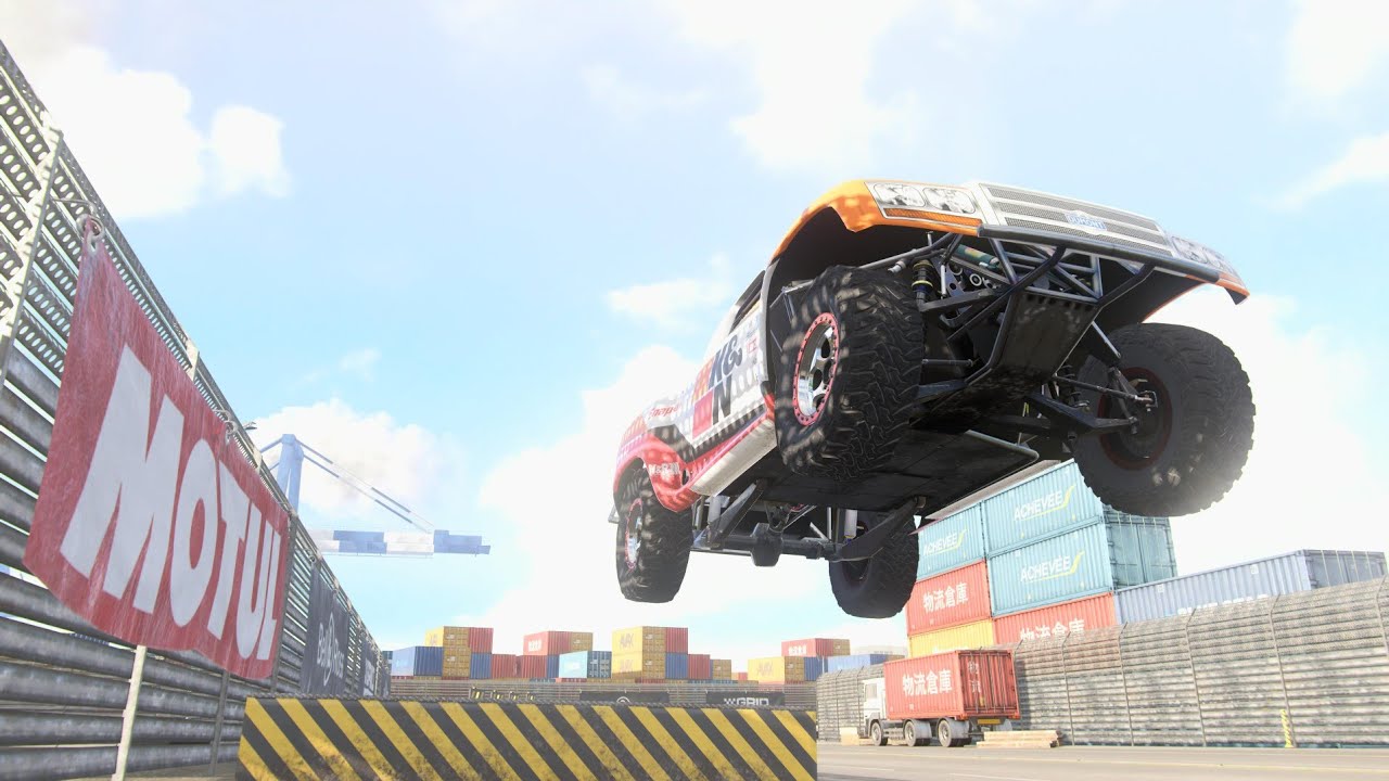 GRID Challenges Stadium Super Trucks - YouTube