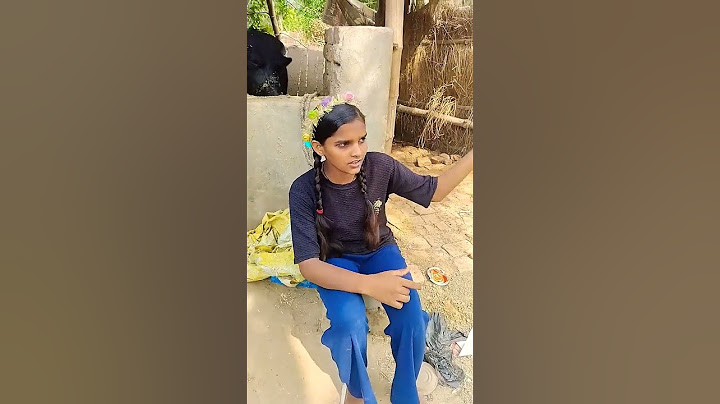 What did Karishma do during a train journey #short #funny #cutebaby #funnycomment #twoliner #funn...