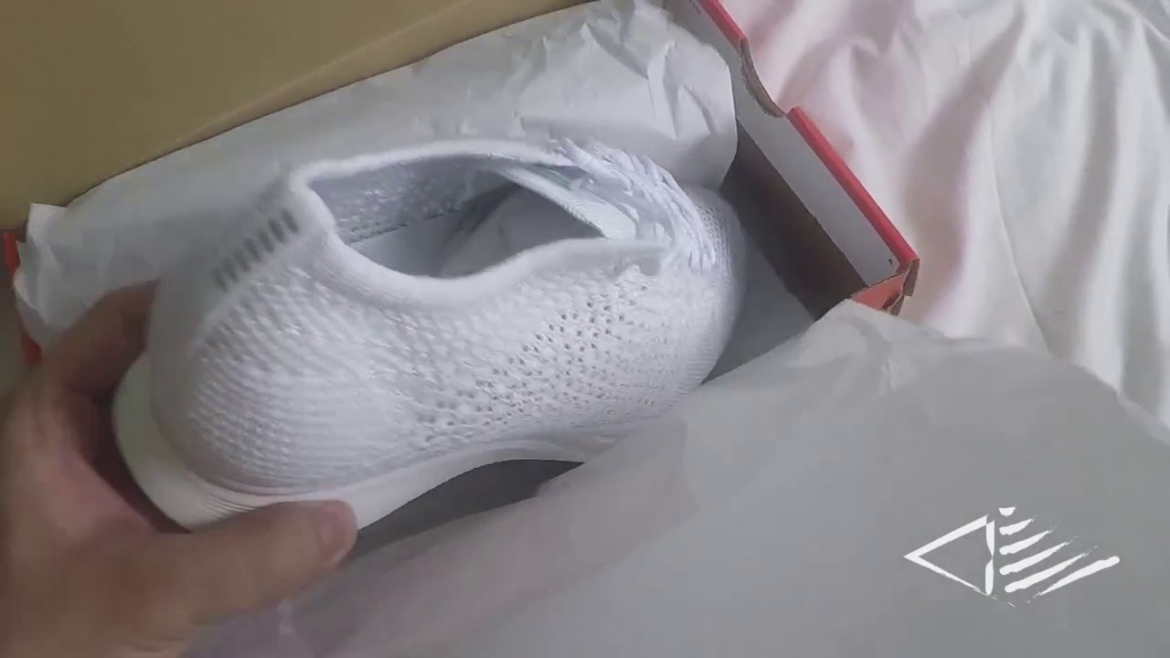 nike huarache ultra blancas