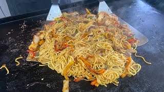 CHICKEN CHOW MEIN ON THE BLACKSTONE GRIDDLE | BLACKSTONE GRIDDLE RECIPES