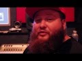 Capture de la vidéo Riff Raff & Alchemist & Action Bronson & Domo Genesis Of (Odd Future) In Studio Rap Genius