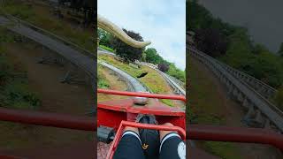 Lost World CoasterKart Tierpark Thüle #tierparkthüle #achterbahn #onride #shorts
Lost World CoasterKart Tierpark Thüle #tierparkthüle #achterbahn #onride #shorts
►►► Abonnieren / Subscribe: https://www.youtube.com/channel/UCAXYSQNbmozmM_gDiVC6D0A?sub_confirmation=1
►►► Kanal-Mitglied werden: https://www.youtube.com/channel/UCAXYSQNbmozmM_gDiVC6D0A/join
#########################################
► Parkvorstellungen - https://www.youtube.com/playlist?list=PLHBZ2sQCYBdUN191KsSAbh3YM60-EaVDf
► Achterbahnen - https://www.youtube.com/playlist?list=PLHBZ2sQCYBdUpFWT8u8kxlrtogv1g6RP4
► Achterbahn-POVs - https://www.youtube.com/playlist?list=PLHBZ2sQCYBdXOx8Ai0kZpOtXx3z08Sc9C
► Dokumentationen / Berichte - https://www.youtube.com/playlist?list=PLHBZ2sQCYBdWgtwoVpncOaRA4OSh04zrE
► Wildwasserbahnen / Rundfahrgeschäfte - https://www.youtube.com/playlist?list=PLHBZ2sQCYBdUq_80pk3_cEQnCLGGYg3SL
► Kirmes - https://www.youtube.com/playlist?list=PLHBZ2sQCYBdURK-xI_Cg0GKse5hcRVwFJ
TOUREN
- Orlando 2023: https://www.youtube.com/playlist?list=PLHBZ2sQCYBdV0m8RV5OkYDzUWKGWJE5KV
- USA 2022 East Coast Escalation Tour: https://www.youtube.com/playlist?list=PLHBZ2sQCYBdXaO8mUOg08FBX482_MlvaI
- UK-Trip 2022: https://www.youtube.com/playlist?list=PLHBZ2sQCYBdUBUrFJPZSWHbpy19tnW5CE
- Finnland 2022: https://www.youtube.com/playlist?list=PLHBZ2sQCYBdW3HAtN7qlwrwqfVcKmVmio
- Vereinigte Arabische Emirate Tour 2020: https://www.youtube.com/playlist?list=PLHBZ2sQCYBdXxJq-y391fRMUkSFurh72S
- USA / Canada Tour 2019: https://www.youtube.com/playlist?list=PLHBZ2sQCYBdWTdfCs8f97xEcQFZAD43TI
- Orlando Tour 2018: https://www.youtube.com/playlist?list=PLHBZ2sQCYBdUKkUE67ly-0Y5juQ9OBeR4
- USA Tour 2017: https://www.youtube.com/playlist?list=PLHBZ2sQCYBdW3xlLT29fu2PyfA4a-Ul7i
- Skandinavien Tour 2016: https://www.youtube.com/playlist?list=PLHBZ2sQCYBdXNRlLeOIdWsvyZYLZjz4Rr
#########################################
Musikdatenbank:
https://www.epidemicsound.com/referral/4bom04
#########################################
► Coaster Toaster auf TikTok: https://www.tiktok.com/@_coastertoaster_
► Coaster Toaster auf Instagram: https://www.instagram.com/_coastertoaster_/
► Coaster Toaster auf Facebook: https://www.facebook.com/derCoasterToaster
►►►Jetzt Coaster Toaster Merch shoppen:
https://coaster-toaster.myspreadshop.de/
► Komm mit auf den Goldentapes-Discord-Server: https://discord.gg/tNZMHWe2
#########################################
Persönliche Empfehlungen:
Google-Maps mit allen besuchten Parks/Attraktionen mit Videos:
https://www.google.com/maps/d/viewer?mid=1QYoreknxpR8ktwc3PL1WWFw7DfFxdzAW&usp=sharing
onride.de - Faszination Achterbahn | Eine der größten deutschsprachigen Achterbahn/Freizeitpark-Communities
https://onride.de/
Coaster-Count | Anlaufstelle Nummer 1 fürs Counten + Tourplanung
https://coaster-count.com/
Freundeskreis Kirmes und Freizeitparks e.V. | Deutschlands mitgliederstärkster Verein für Kirmes- und Freizeitparkfans
https://fkfev.de/
Kontakt:
info@coastertoaster.de
#achterbahn #rollercoaster #freizeitpark #themepark #onride #pov #coastertoaster Lost World CoasterKart Tierpark Thüle #tierparkthüle #achterbahn #onride #shorts