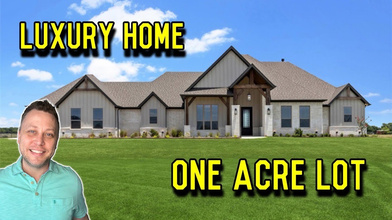 Luxury Custom Home On One Acre in Waxahachie TX   Couto Homes Catalina Plan