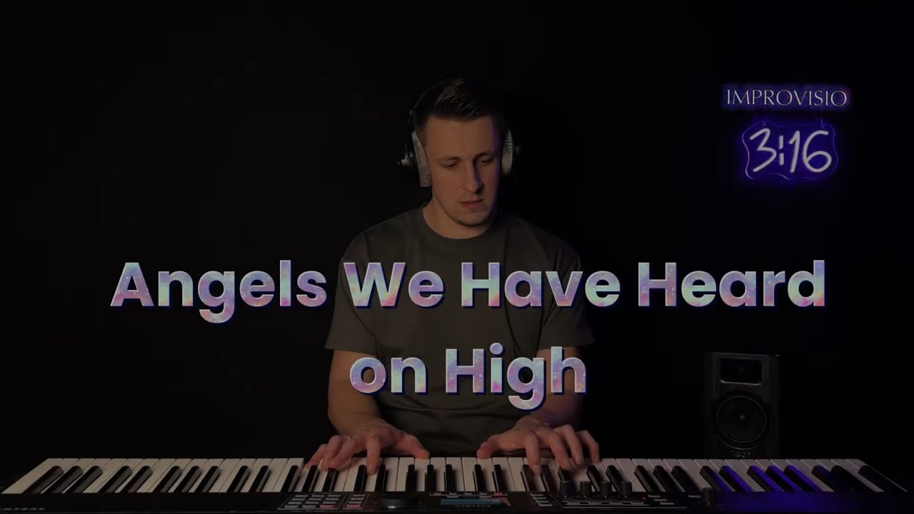 Angels We Have Heard on High - Christmas Song 🎶 - YouTube
