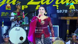 09sajadah Merah Ll Linda Popy Ll Cdanursari Yoga Laras