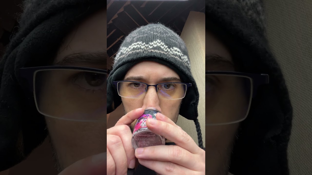 Stiizy Crimson Berry Gummies 2:1 THC:CBN Review 