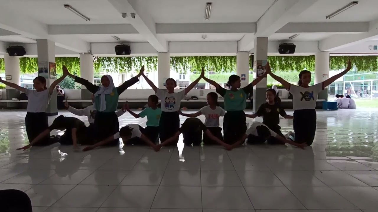 Latihan Tari Ratoh Jaroe - SkyTra