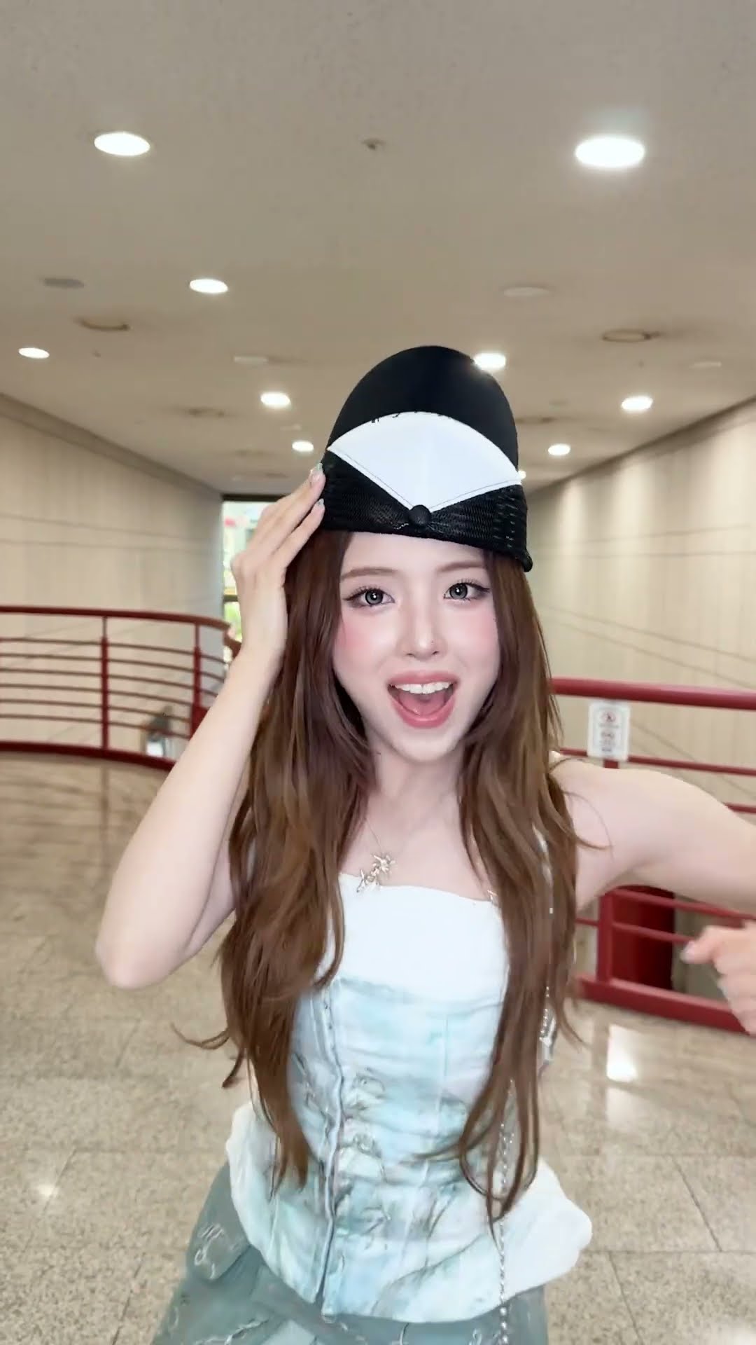 퇴근 Run! #HeavySerenade 첫주 고마워🐬🩵  #NMIXX #엔믹스 #NMIXX_HeavySerenade #HeavySerenadeChallenge