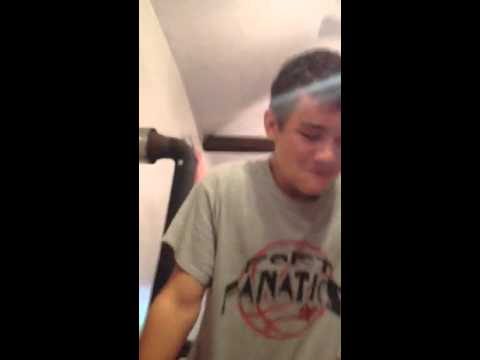 Taran cinnamon challenge