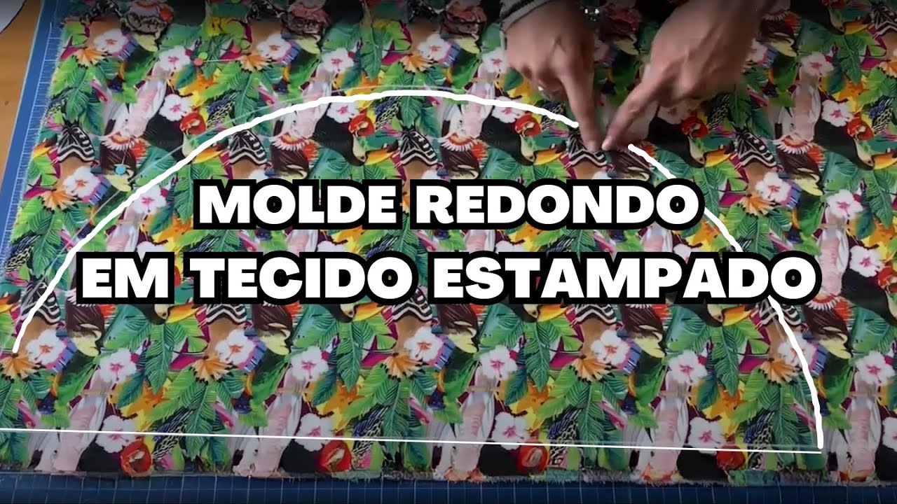 A maneira correta de passar um molde redondo para o tecido estampado ...