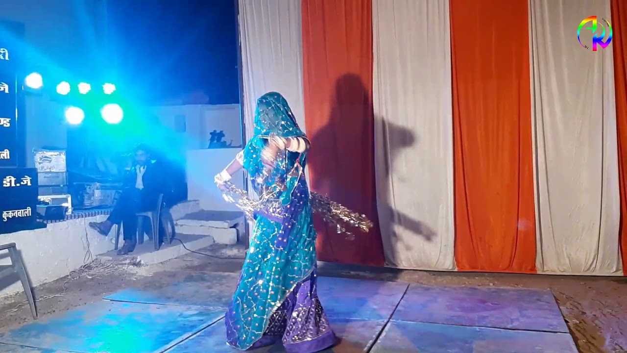 Graceful Dance On Ghumer Ko Lehango | Rajasthani Dance | Rajputi ...