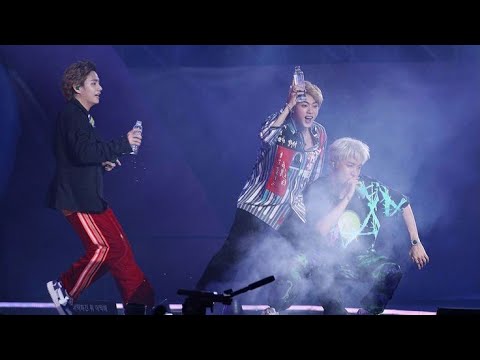 bts FUNNY* stage moments