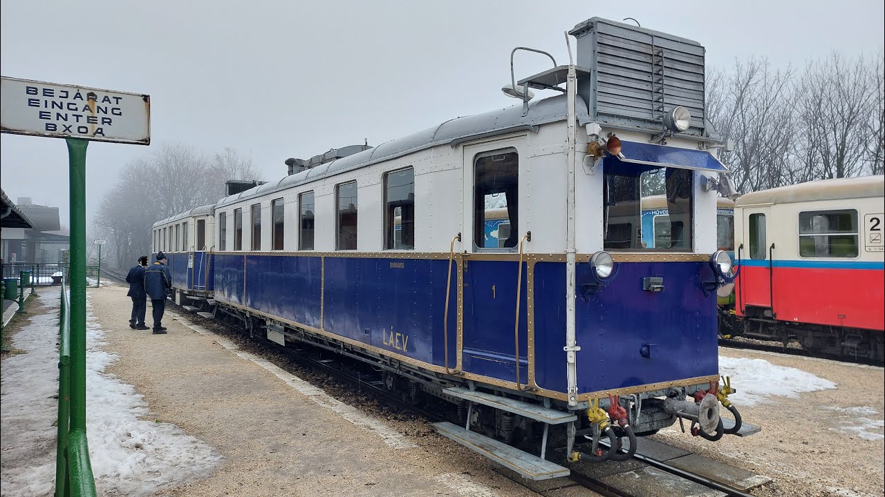 Kolejka wąskotorowa na Węgrzech 2026. Kolejka dziecięca Gyermekvasút. Wagon motorowy GANZ-DANUBIUS