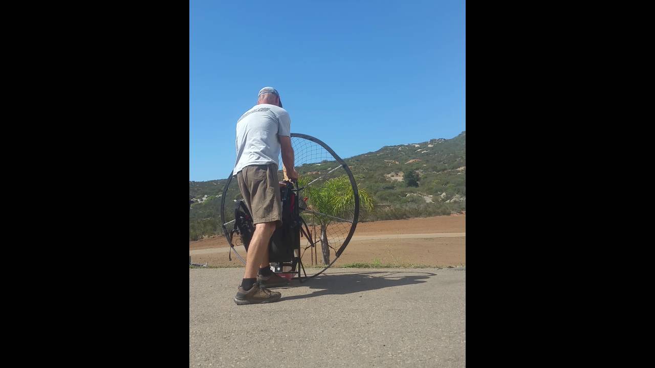 Starting the Paratoys Blackhawk Corsair 172 Paramotor