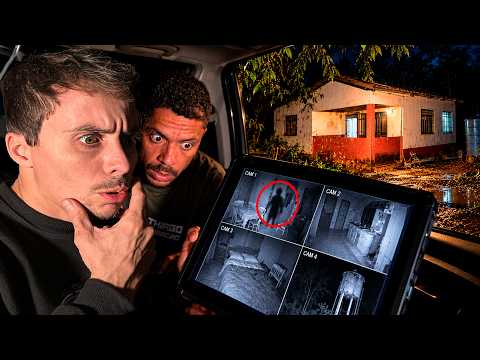 WE WATCHED THE HAUNTED HOUSE BY THE WATER TANK ON A TABLET… THEN A SILHOUETTE APPEARED LIVE!