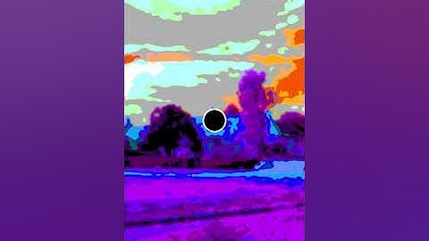 This optical illusion turns black and white images to color #opticalillusion #blackandwhite #colors