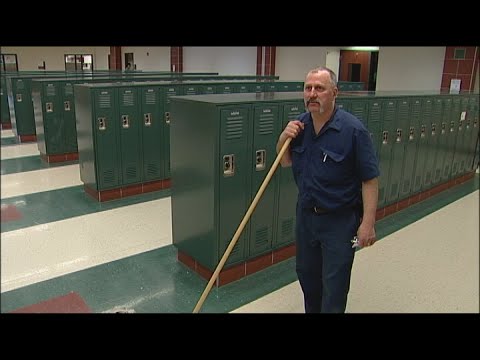 River Falls High School's Beloved Janitor Has a Special Role at Prom (2006)