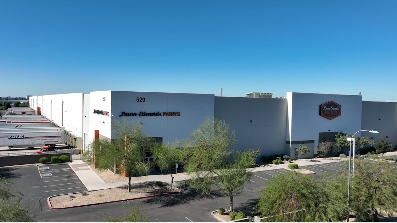 Dunn-Edwards Brand: Apply a Higher Standard