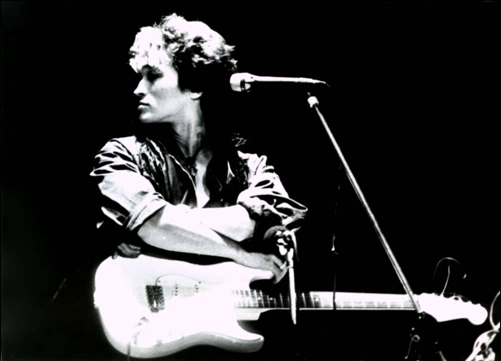 Виктор Цой и группа Кино "Группа крови" - YouTube