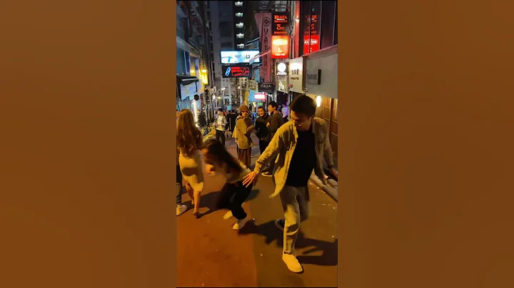 午夜十二點蘭桂坊的夜生活才剛剛開始，你想來體驗一下嗎 ？#香港蘭桂坊 #蘭桂坊  #香港旅遊 - 天天要聞