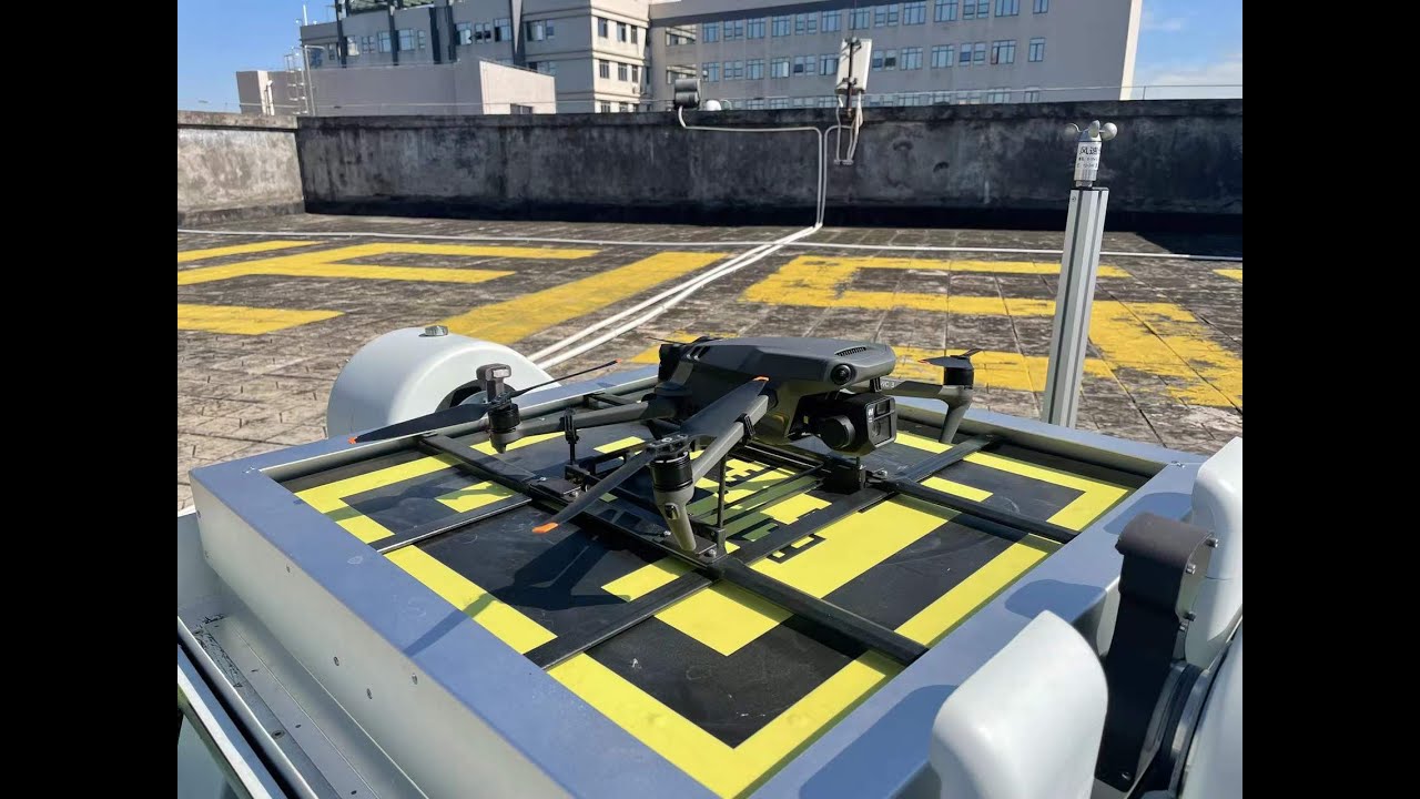 DJI Mavic 3  Self-charging dock