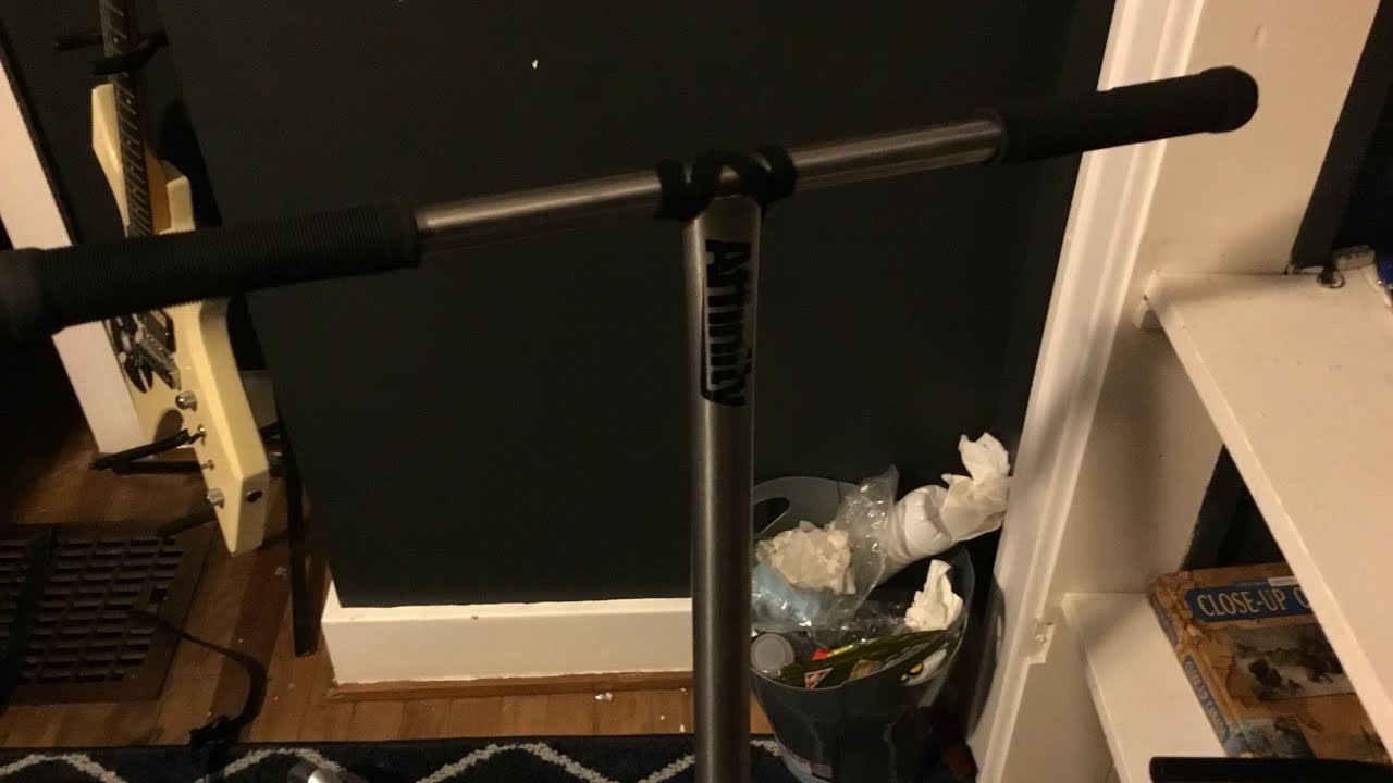 HOW TO WRAP YOUR SCOOTER BARS WITH A SHOELACE + CLIPS!!! YouTube