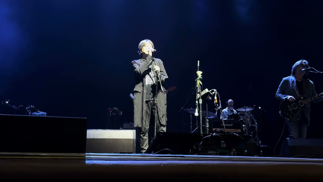 YouTube पर 老狼 - 虎口脱险 (San Jose, CA 10/22/2025) देखें YouTube पर 老狼 - 虎口脱险 (San Jose, CA 10/22/2025) देखें